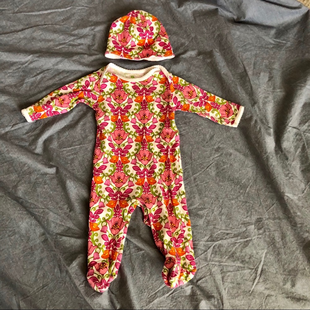 Vera Bradley rare matching baby onesie and hat